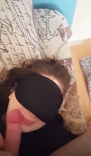 Beste'nin Gözünü Kapamış  Sakso Çektiriyor.. "Beste Videomu Çekiyon Lan Göt" Diyor